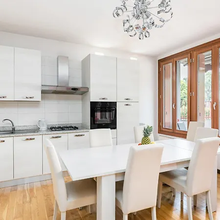 Arcave Luxury Apartment *