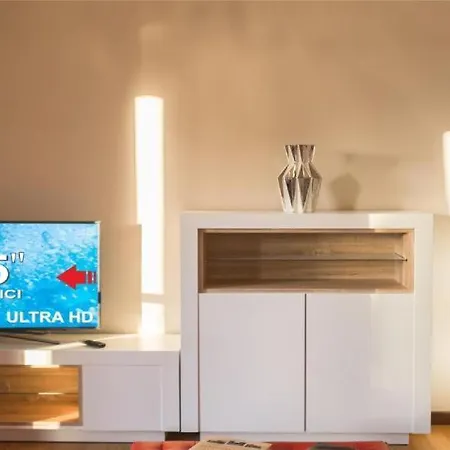 Arcave Luxury