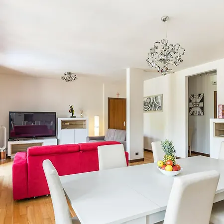 Arcave Luxury Apartment